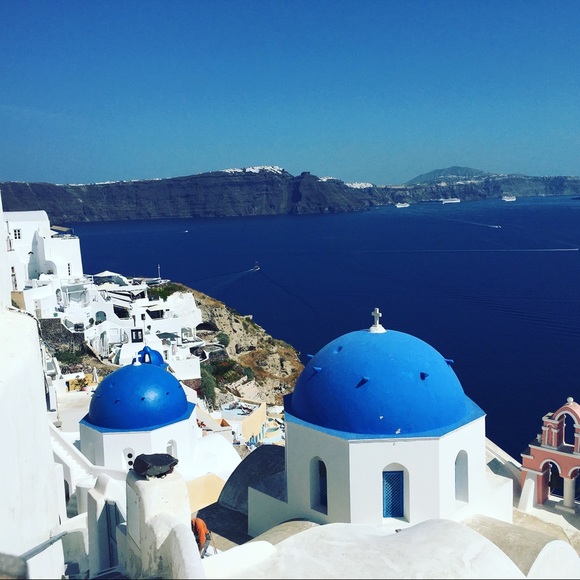 Meet your posher, Holly! - Picture 2 of 2